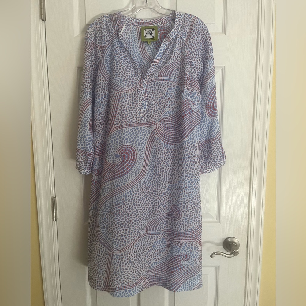 Great 3 season office dress.